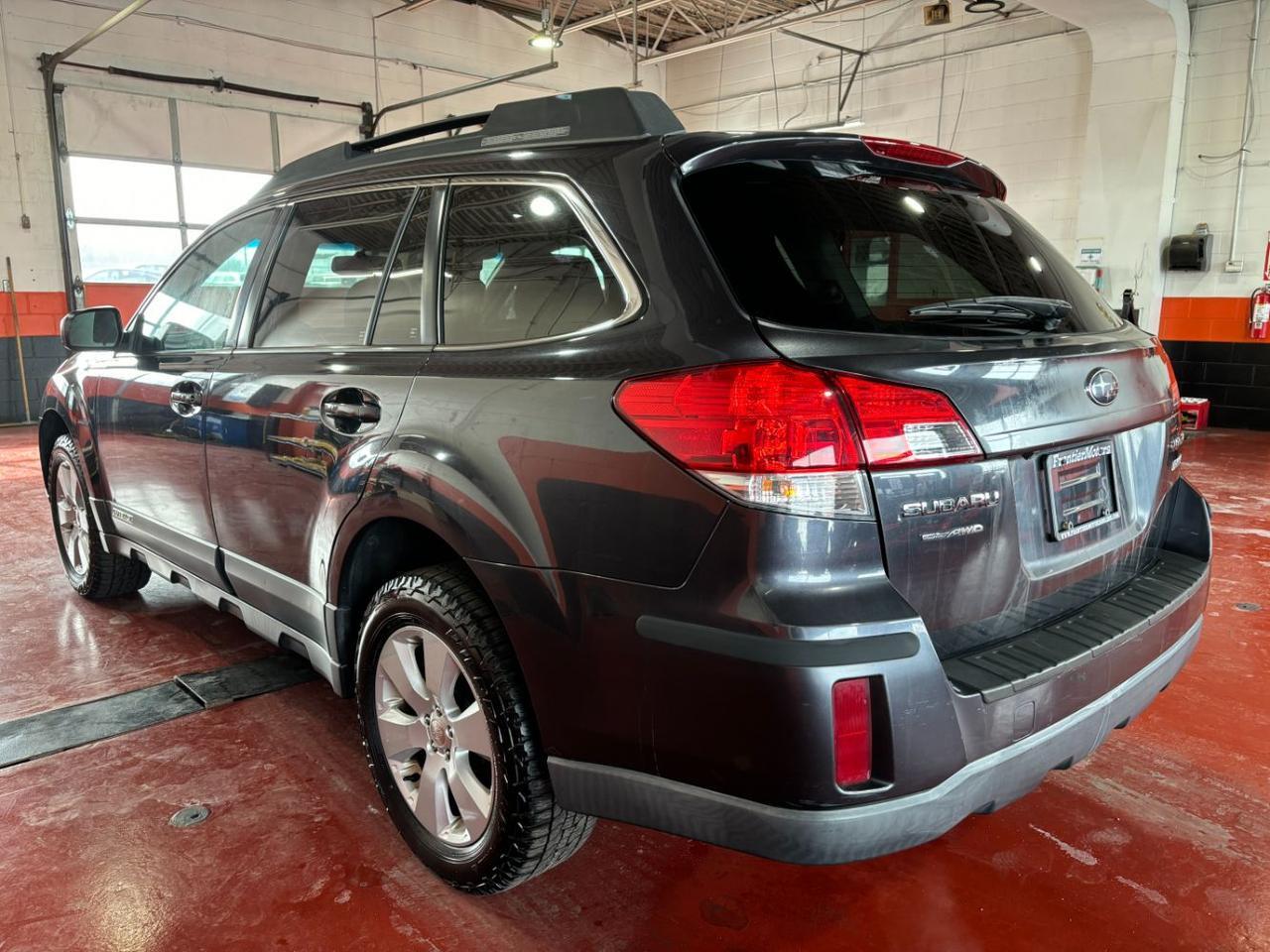 2012 Subaru Outback 2.5i Premium Franklin OH