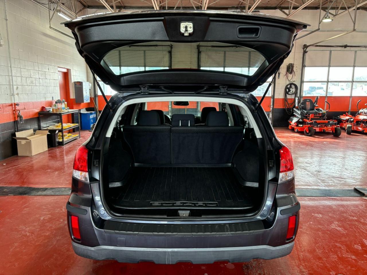 2012 Subaru Outback 2.5i Premium Franklin OH