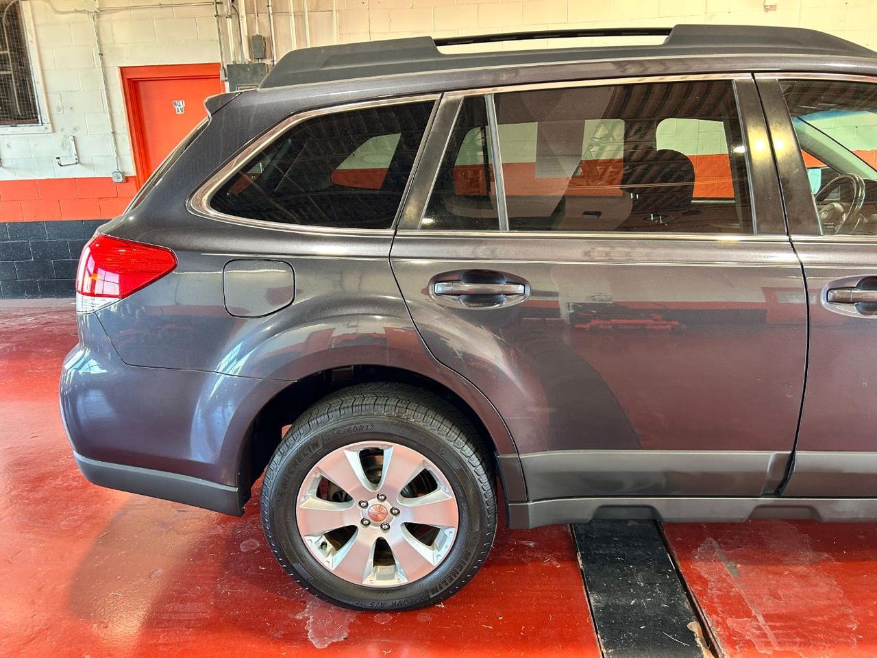2012 Subaru Outback 2.5i Premium Franklin OH
