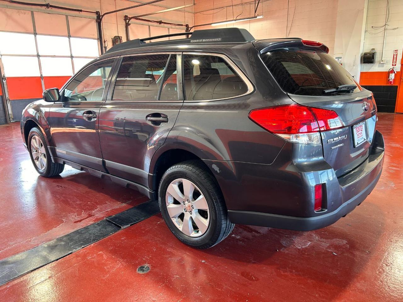 2012 Subaru Outback 2.5i Premium Franklin OH