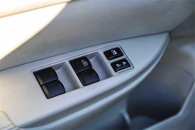 2012 Subaru Outback 2.5i Premium Renton WA