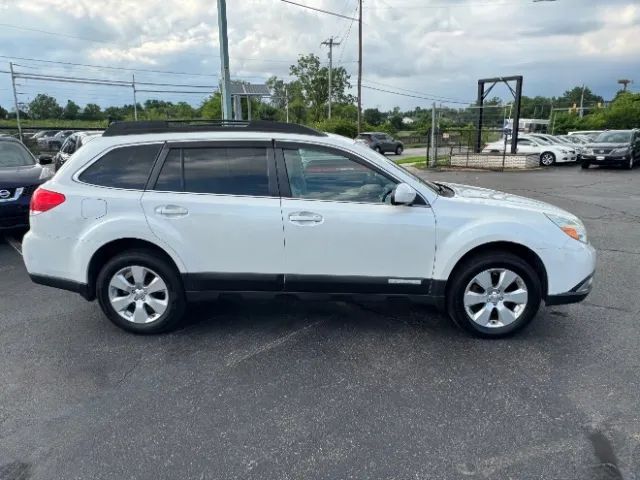 2012 Subaru Outback 2.5i Premium Wagon 4D Cincinnati OH