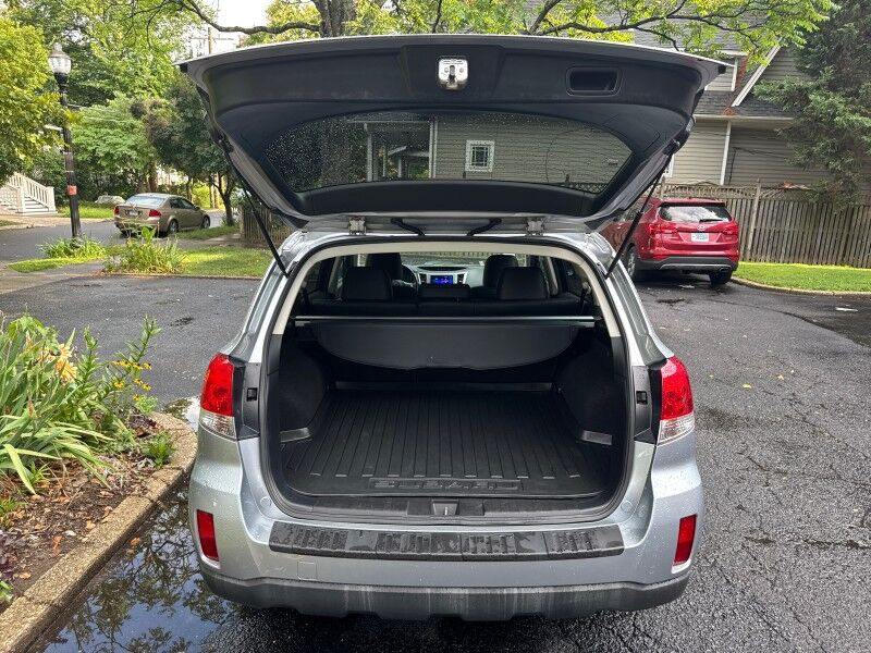 2012 Subaru Outback 3.6R Limited AWD/4WD w/ Moonroof Pkg Arlington VA