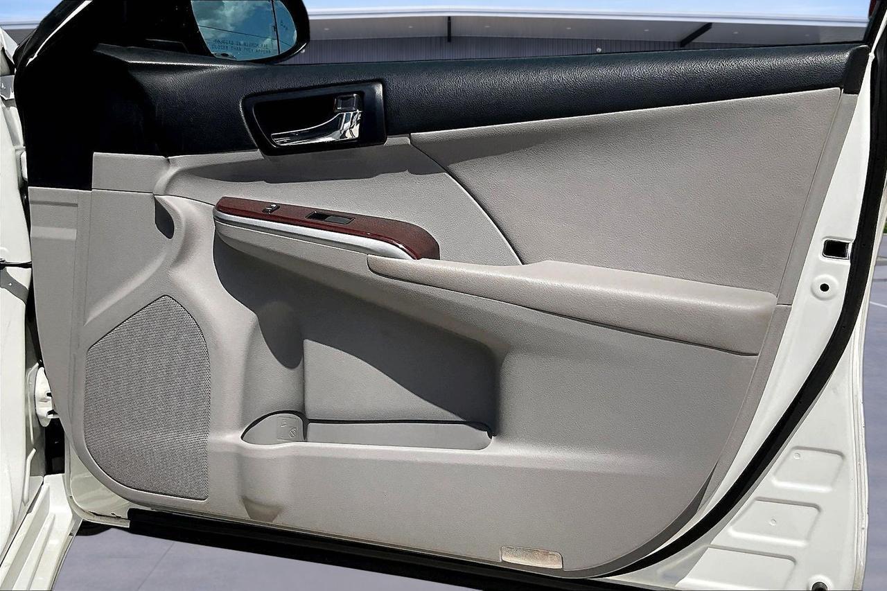 2012 TOYOTA CAMRY BASE Houston TX