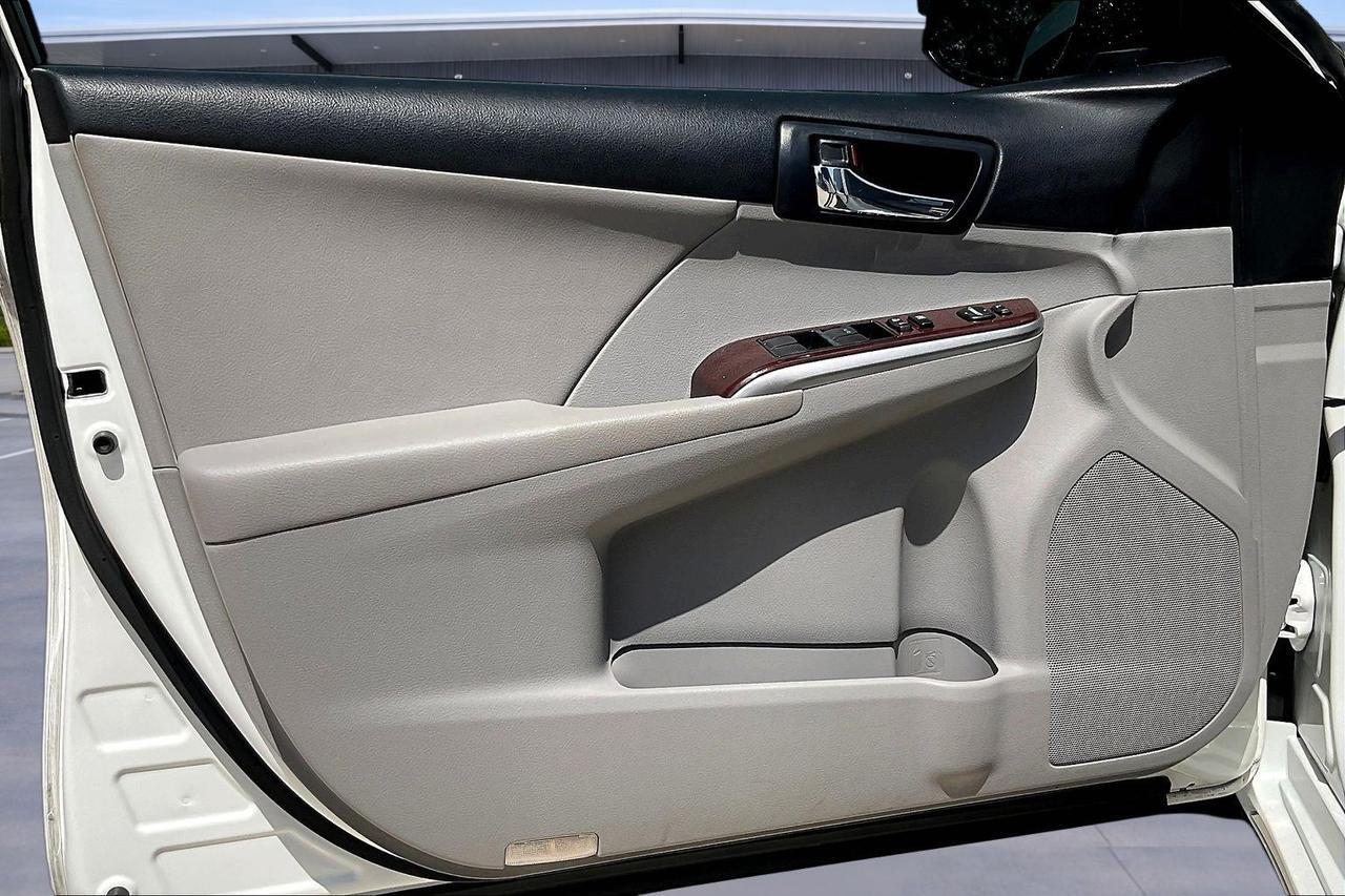 2012 TOYOTA CAMRY BASE Houston TX