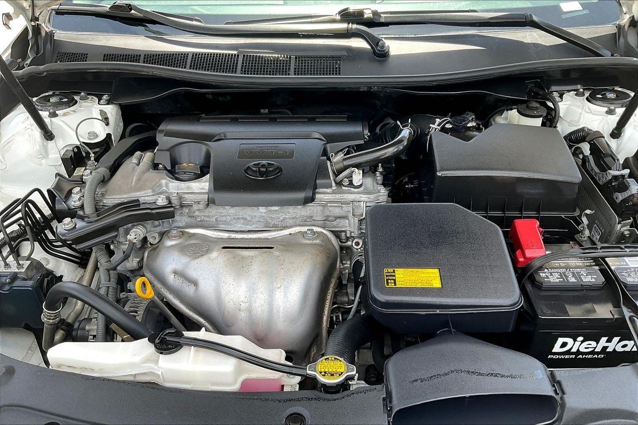 2012 TOYOTA CAMRY BASE Houston TX