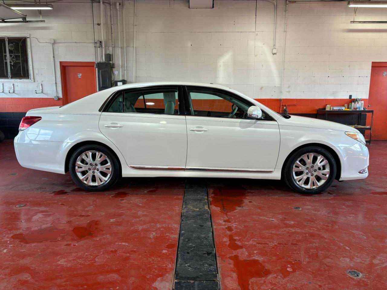 2012 Toyota Avalon Limited