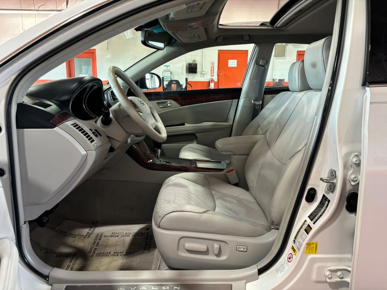 2012 Toyota Avalon Limited Franklin OH