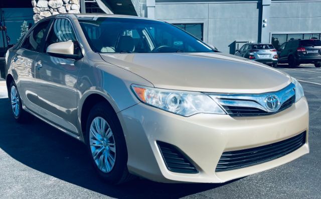 2012 Toyota Camry - SAR LE