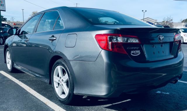 2012 Toyota Camry - SAR SE