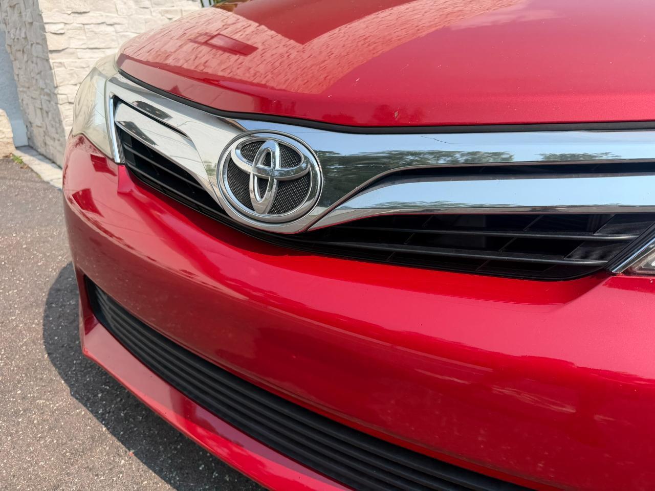2012 Toyota Camry 4dr Sdn I4 Auto XLE (Natl) Jacksonville FL