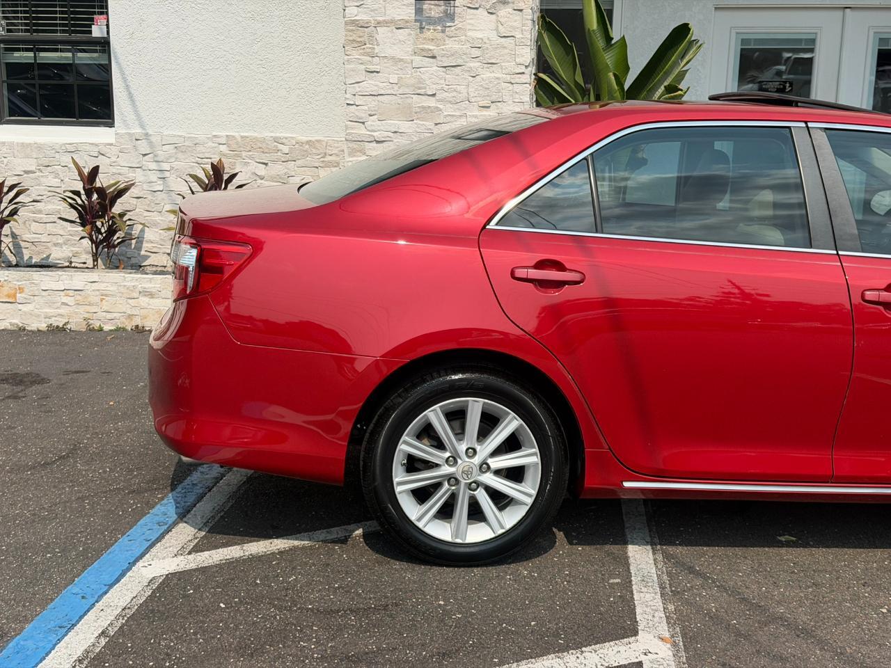 2012 Toyota Camry 4dr Sdn I4 Auto XLE (Natl) Jacksonville FL