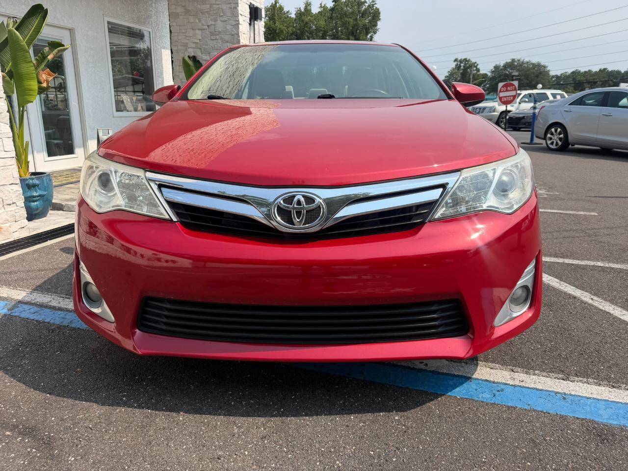 2012 Toyota Camry 4dr Sdn I4 Auto XLE (Natl) Jacksonville FL