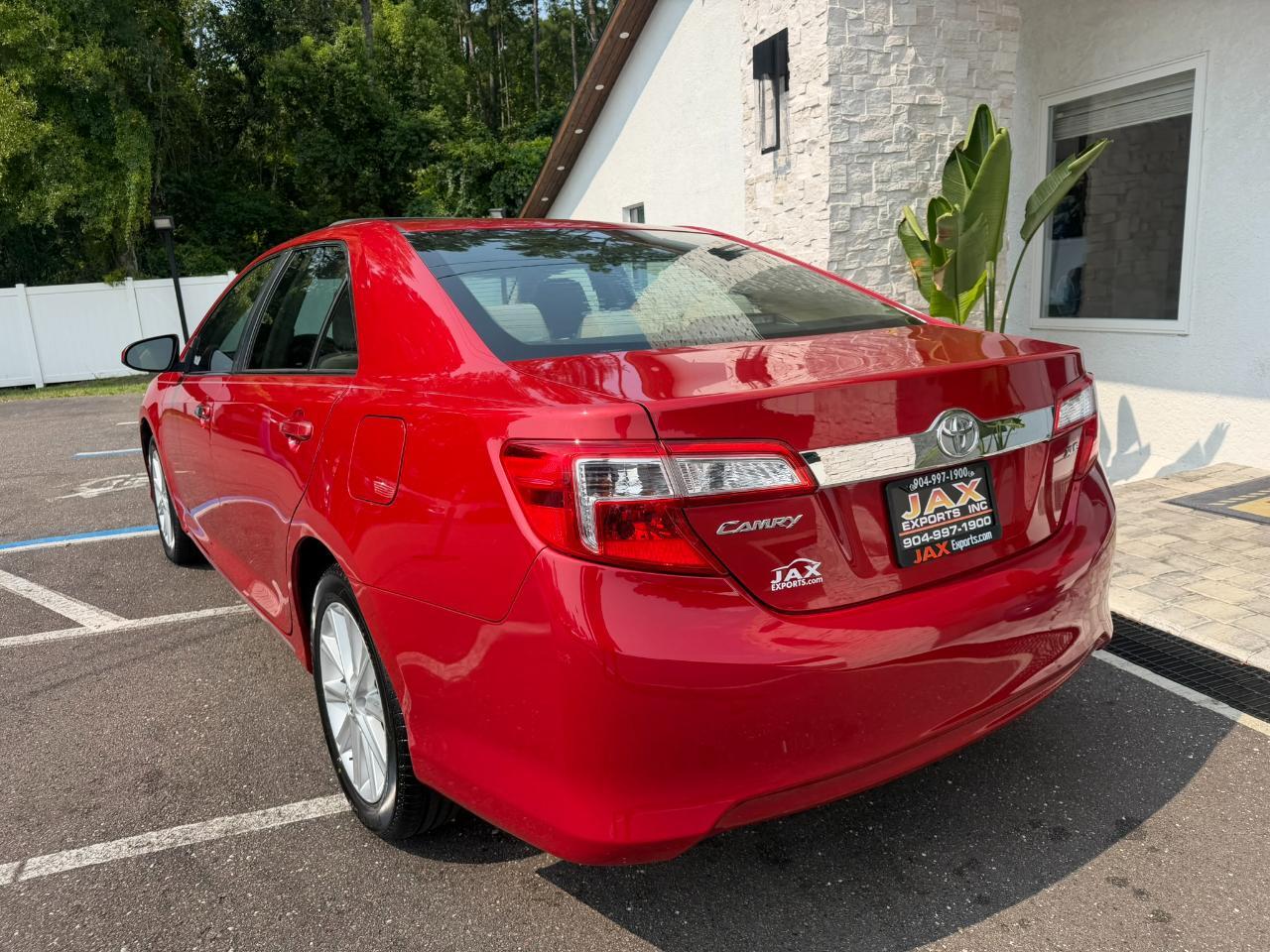 2012 Toyota Camry 4dr Sdn I4 Auto XLE (Natl) Jacksonville FL