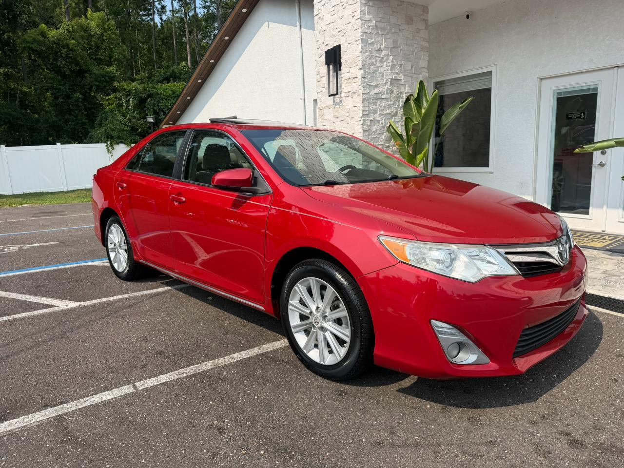 2012 Toyota Camry 4dr Sdn I4 Auto XLE (Natl) Jacksonville FL