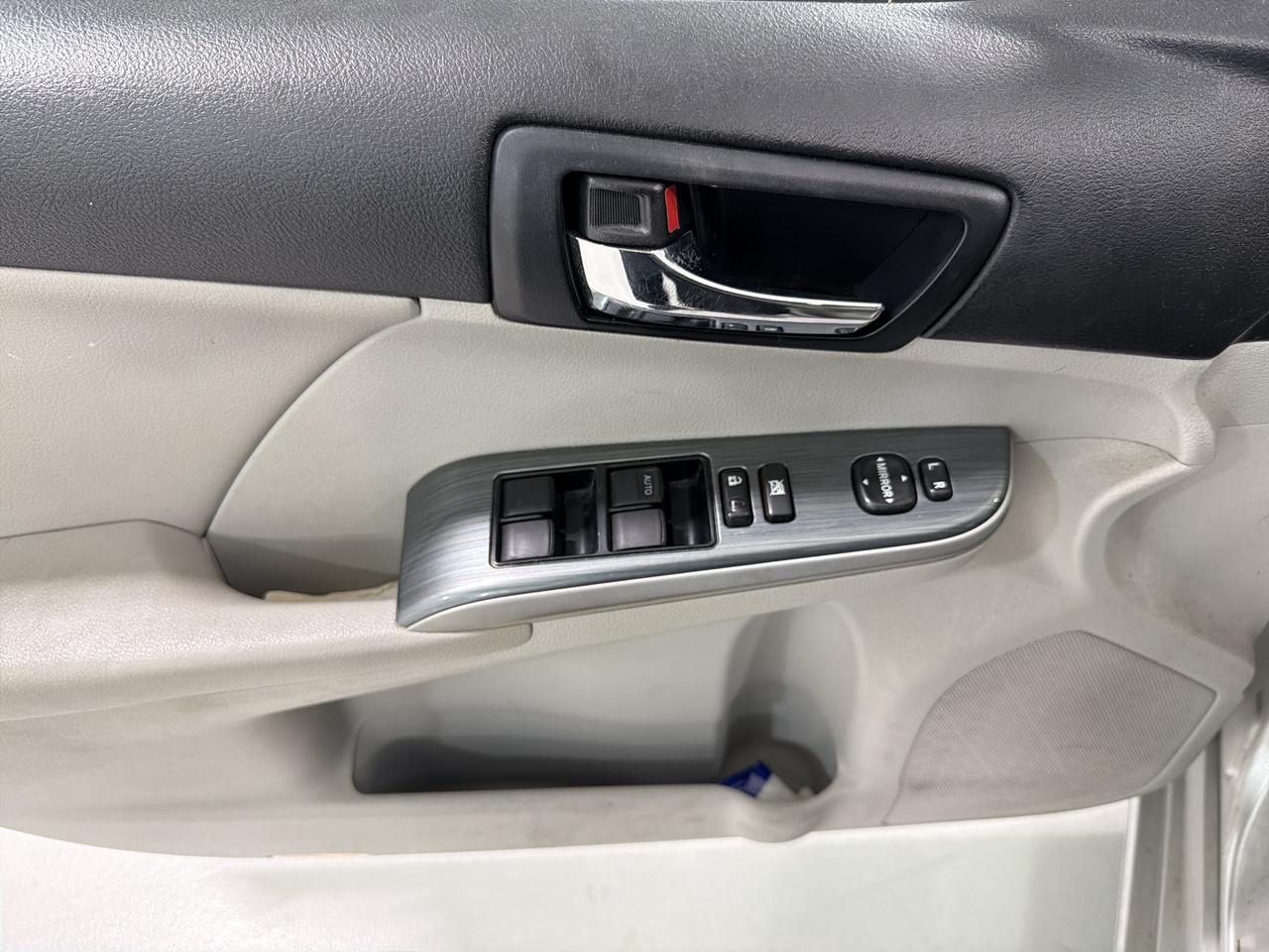 2012 Toyota Camry Hybrid San Antonio TX