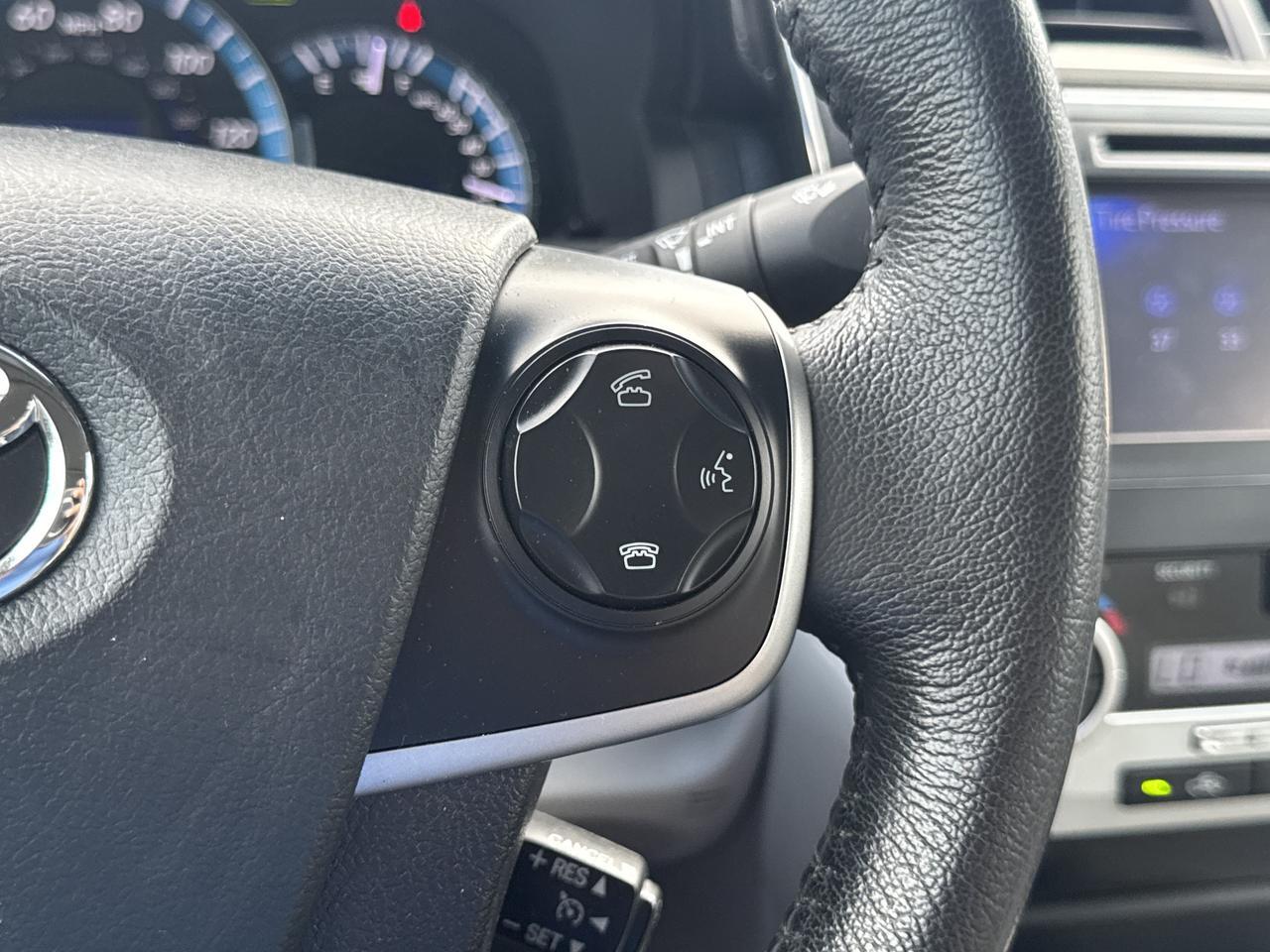 2012 Toyota Camry Hybrid San Antonio TX