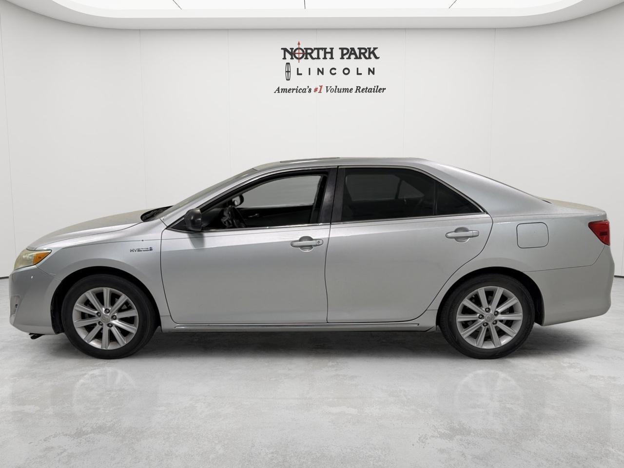2012 Toyota Camry Hybrid XLE