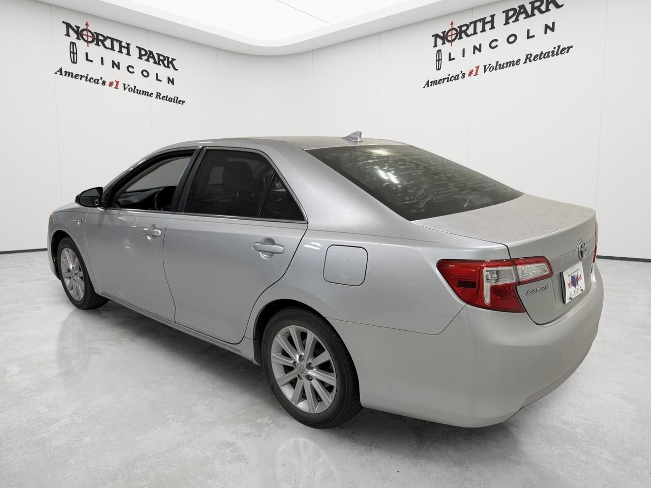 2012 Toyota Camry Hybrid XLE