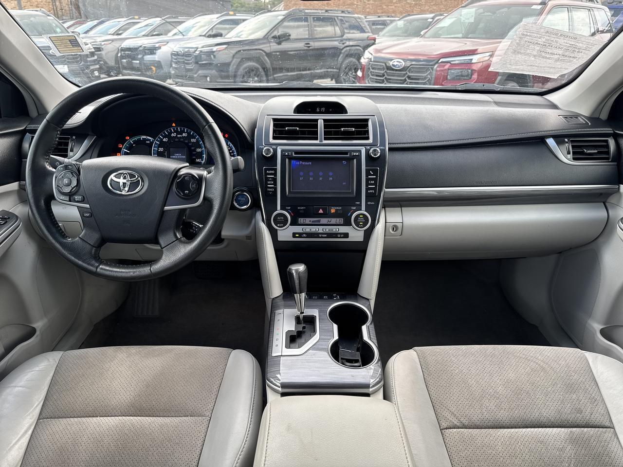 2012 Toyota Camry Hybrid XLE San Antonio TX