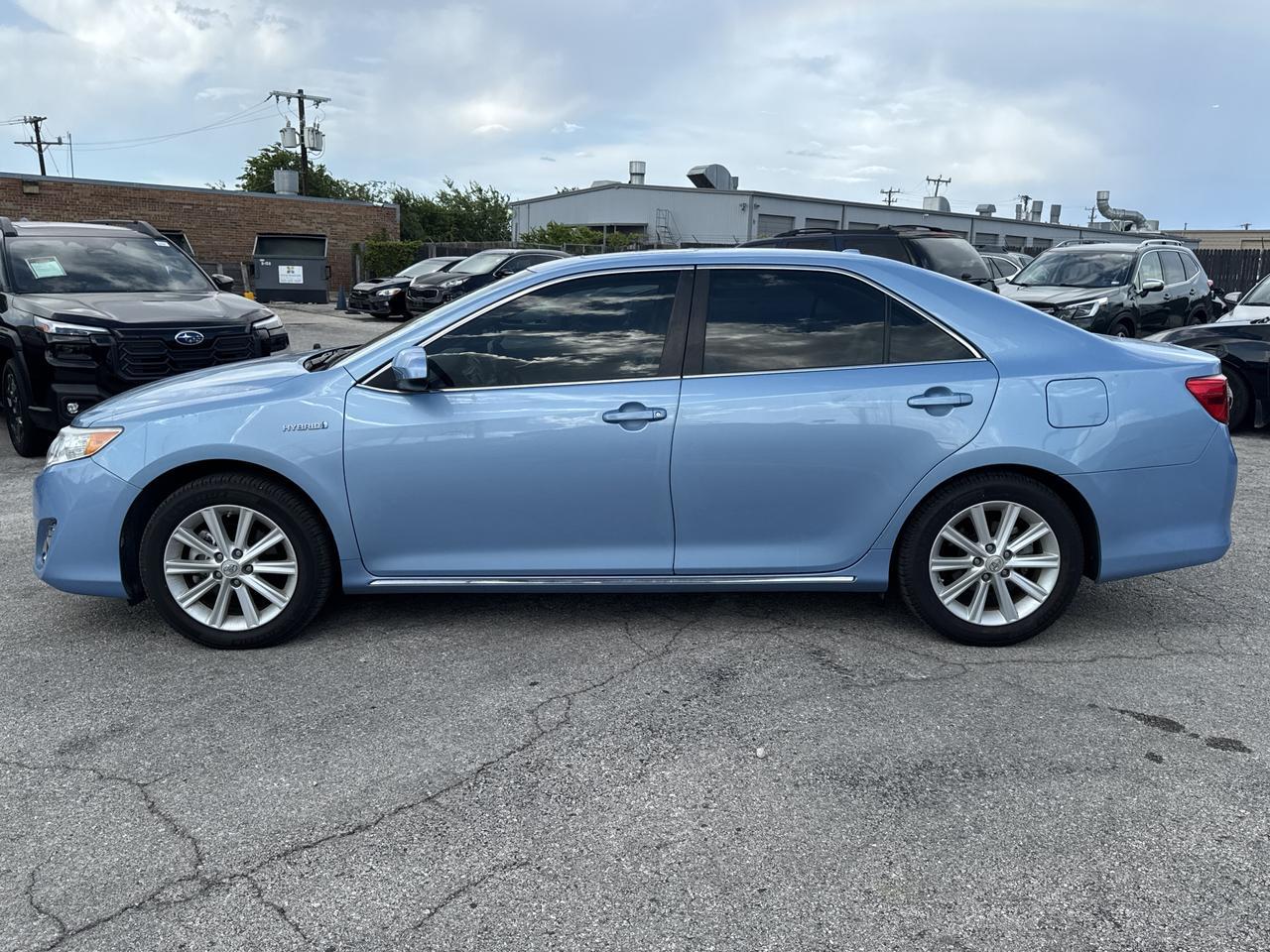 2012 Toyota Camry Hybrid XLE San Antonio TX