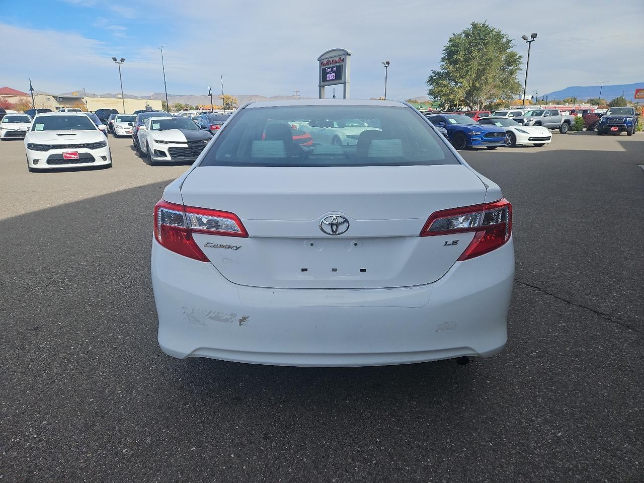 2012 Toyota Camry L photo 4