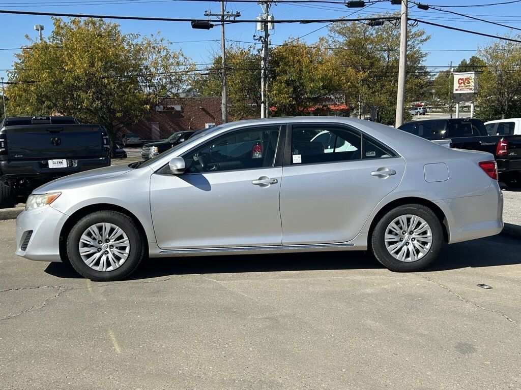 2012 Toyota Camry LE Crestwood KY
