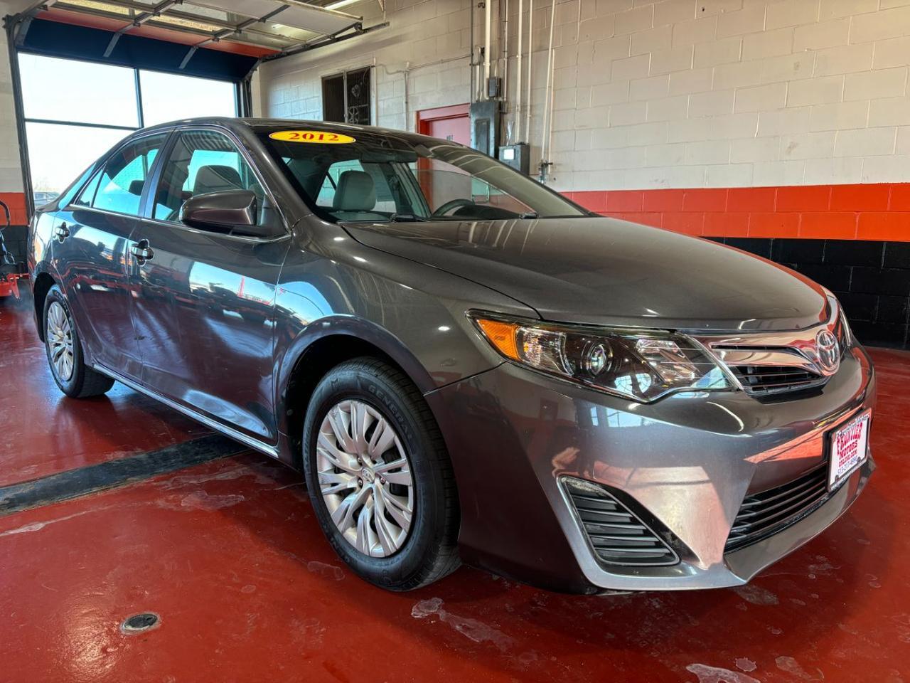 2012 Toyota Camry LE Franklin OH