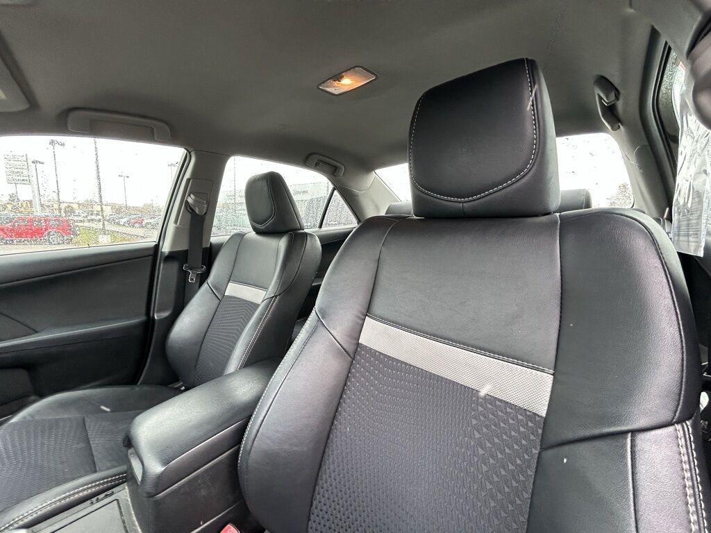 2012 Toyota Camry SE Crestwood KY