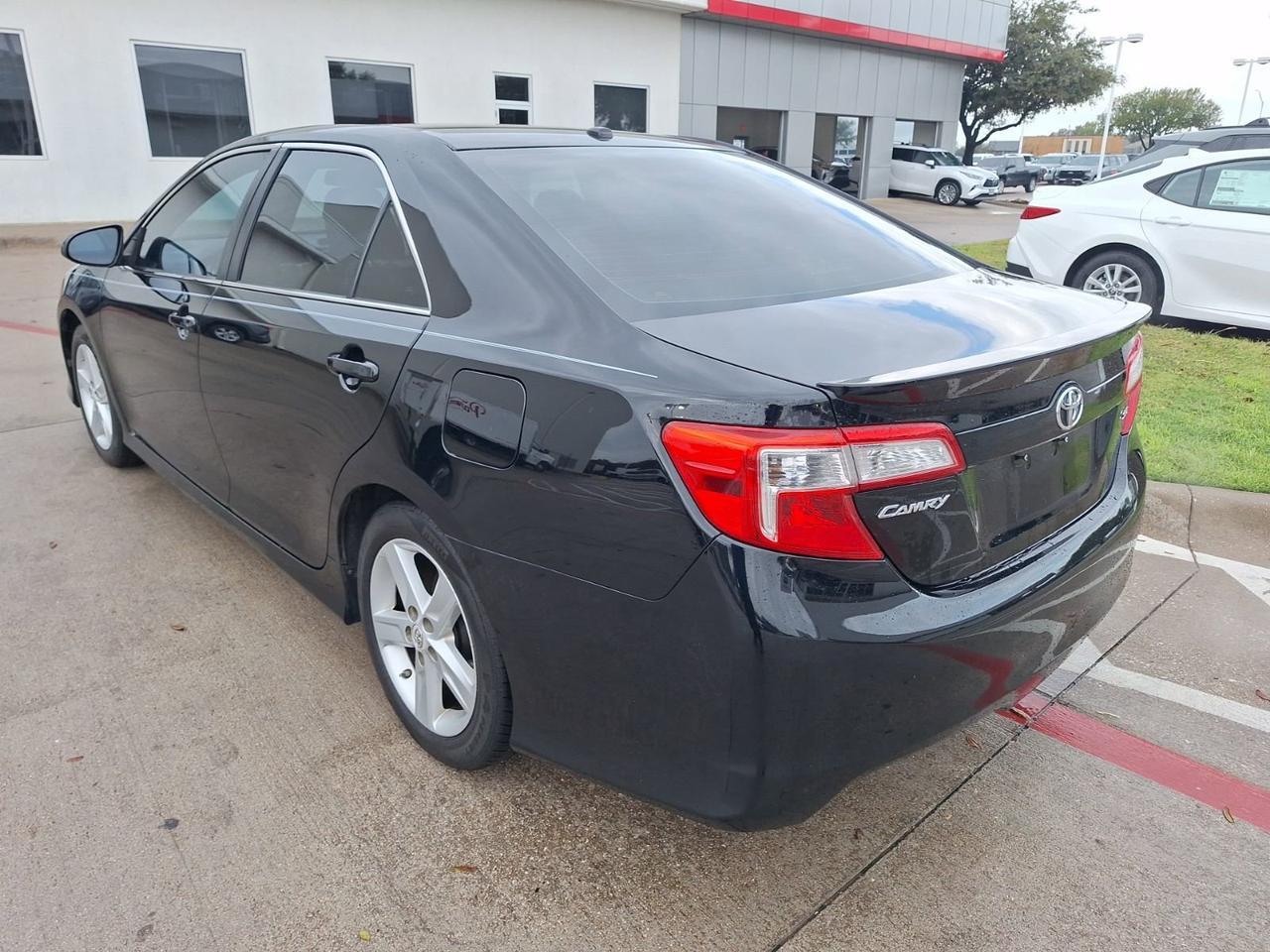 2012 Toyota Camry SE Hurst TX