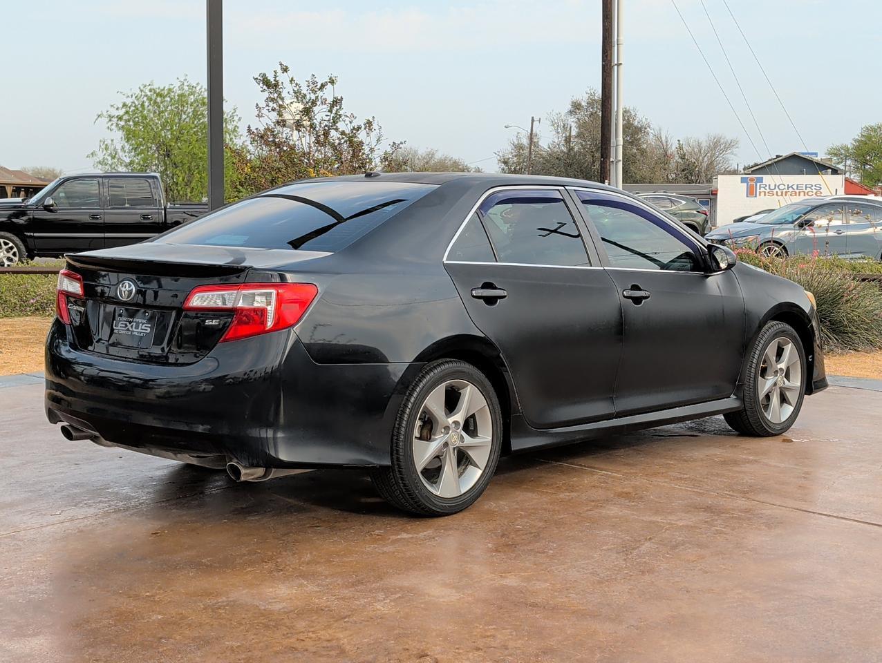2012 Toyota Camry SE
