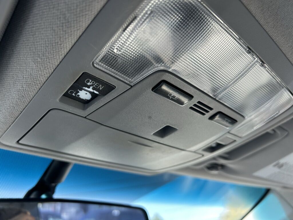 2012 Toyota Camry XLE Crestwood KY