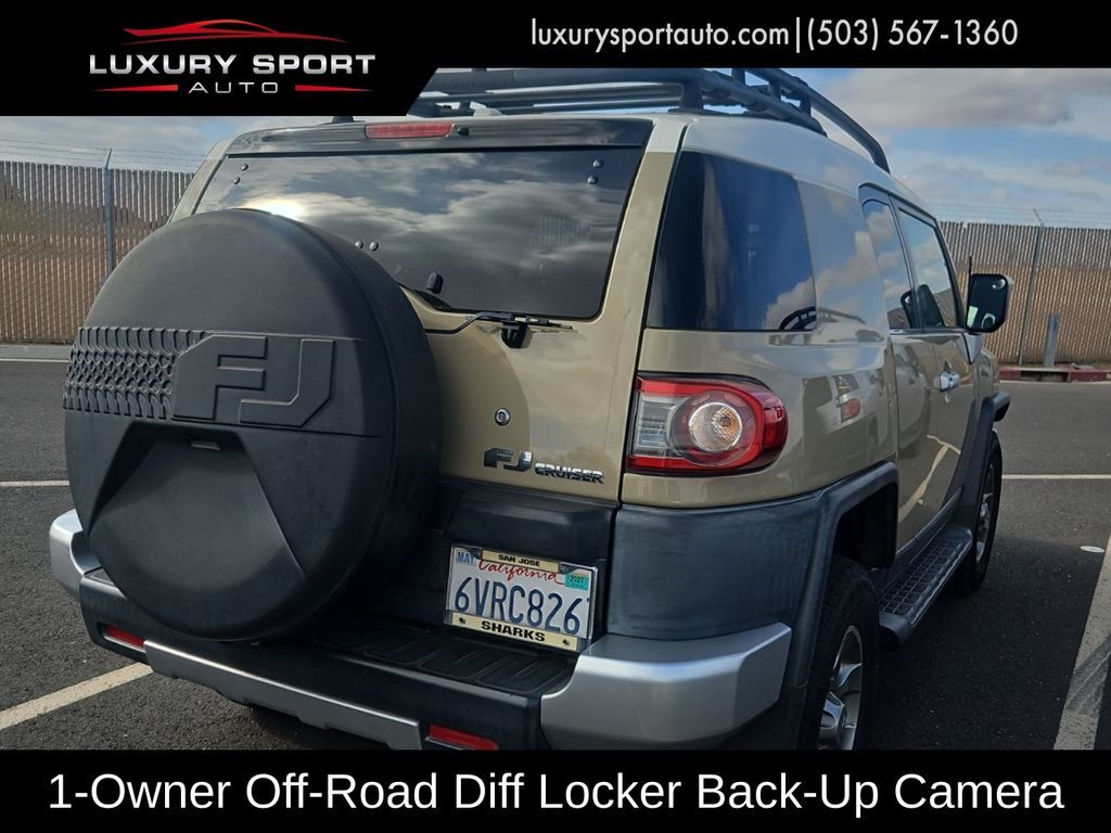 2012 Toyota FJ Cruiser Off-Road Pkg Tigard OR