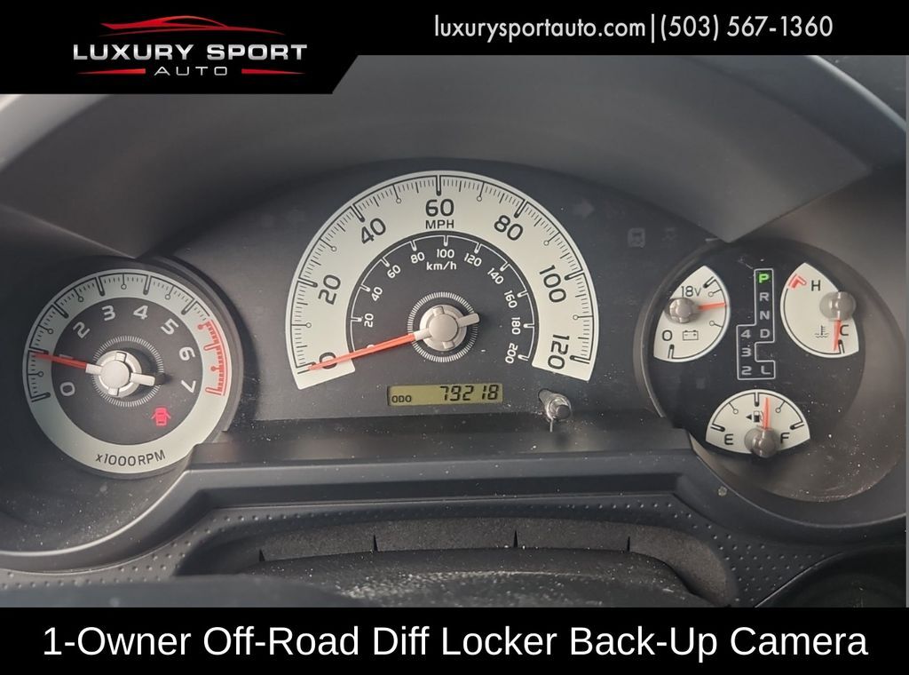 2012 Toyota FJ Cruiser Off-Road Pkg Tigard OR