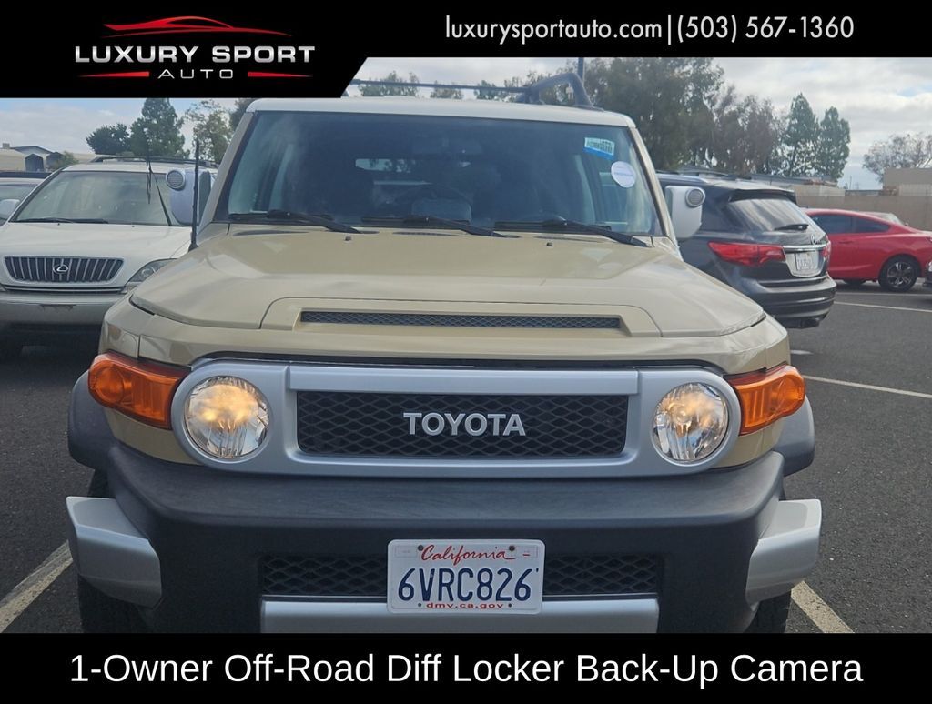 2012 Toyota FJ Cruiser Off-Road Pkg Tigard OR
