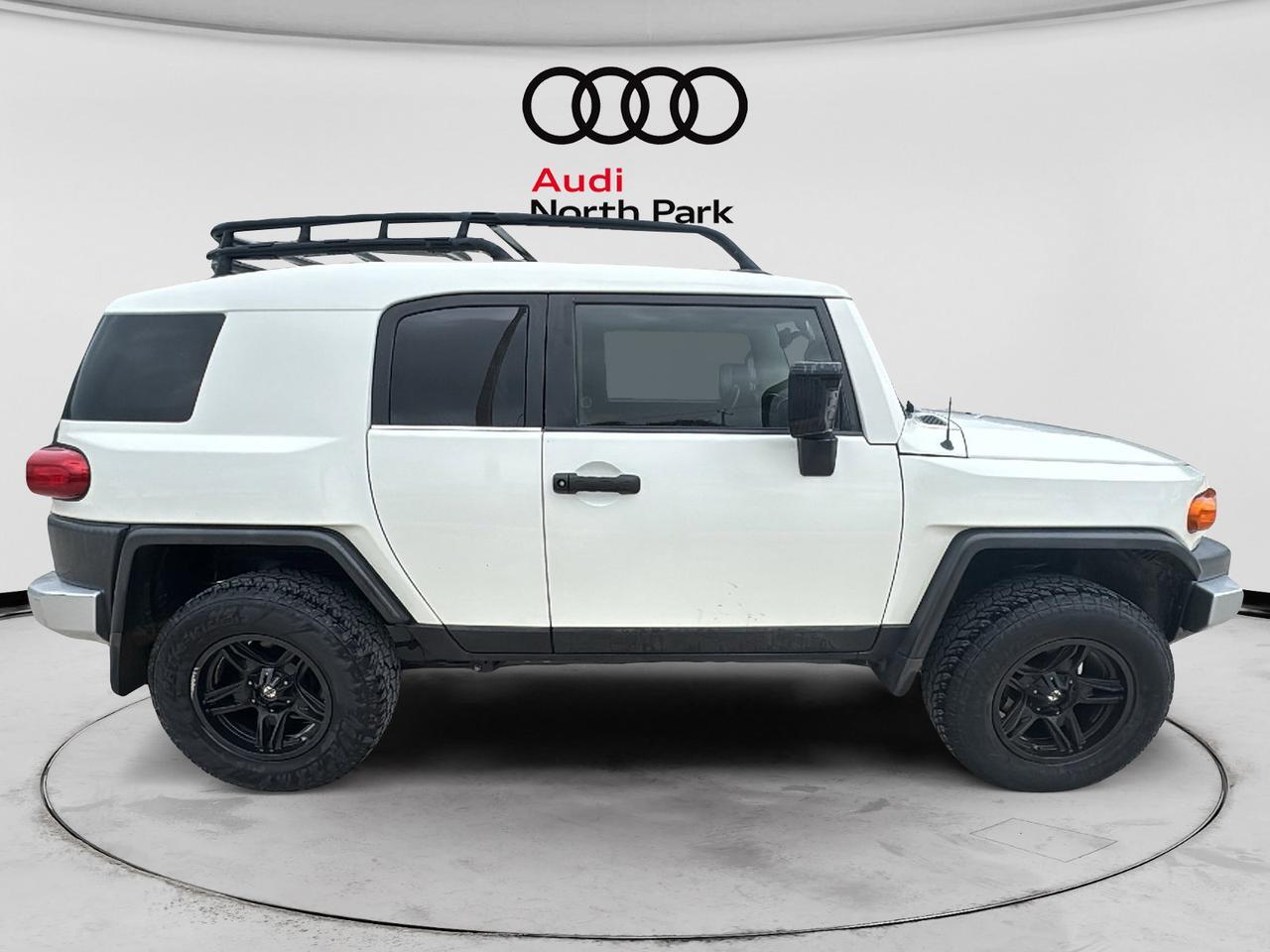 2012 Toyota FJ Cruiser SR  Selma TX
