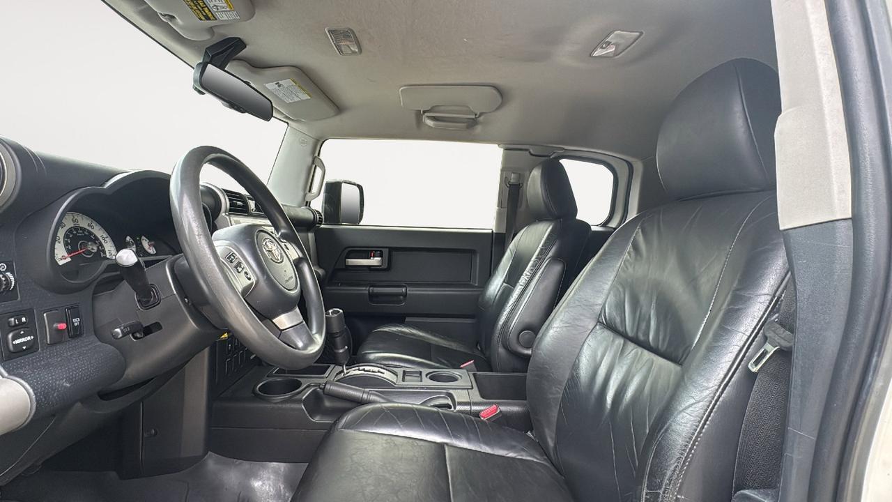 2012 Toyota FJ Cruiser SR  Selma TX