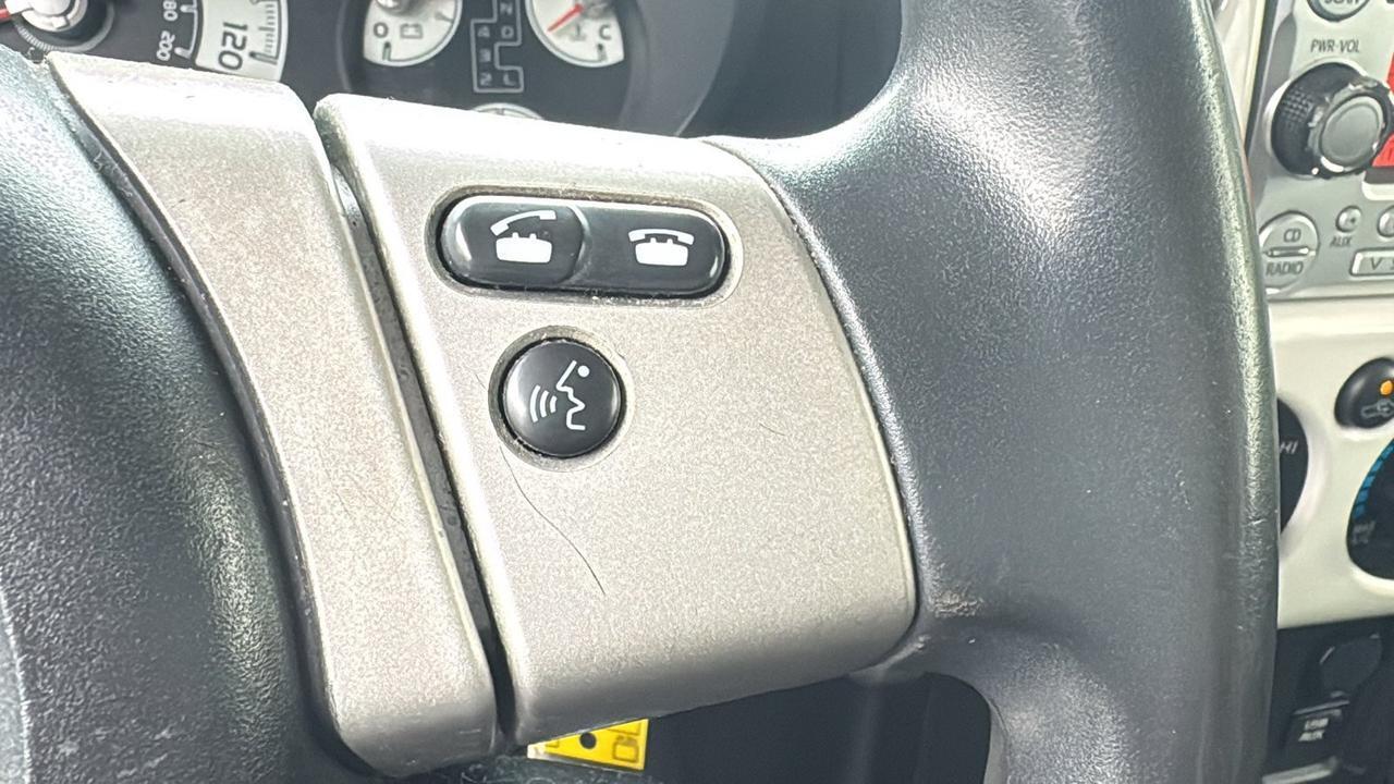 2012 Toyota FJ Cruiser SR  Selma TX