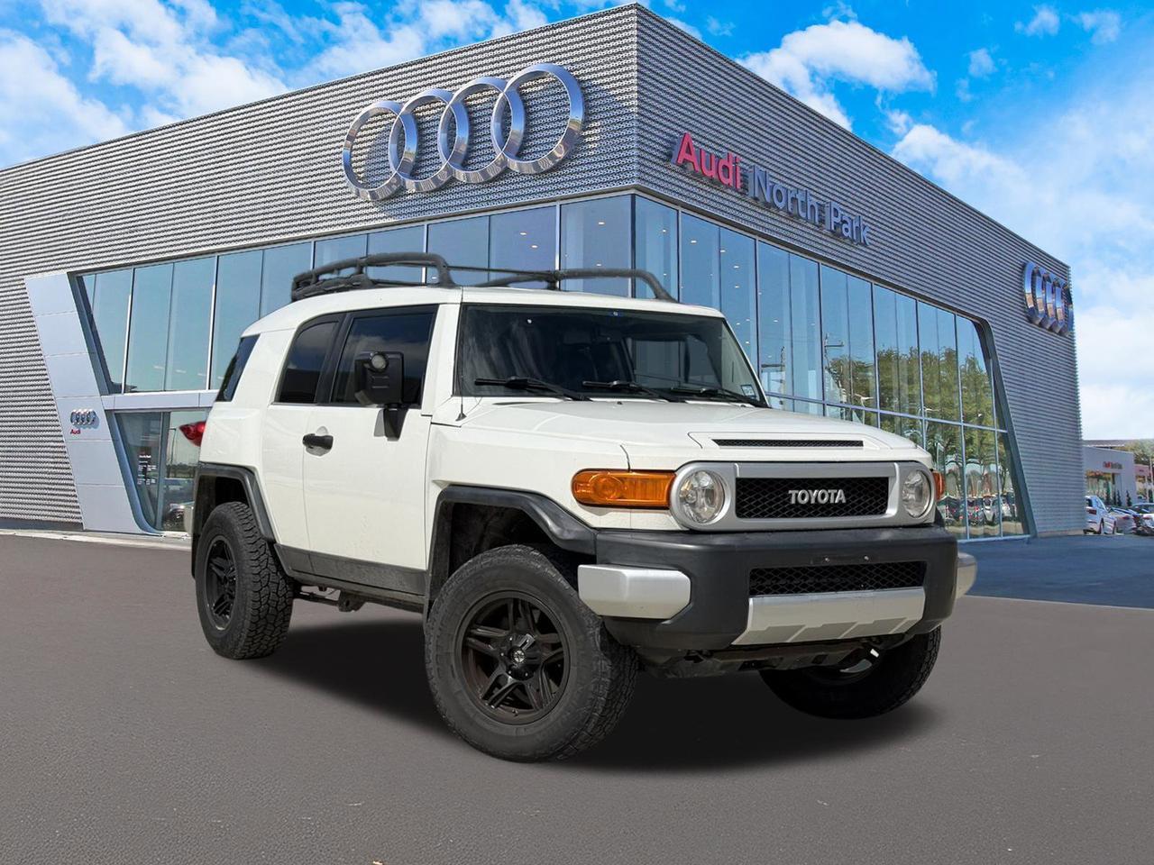 2012 Toyota FJ Cruiser SR