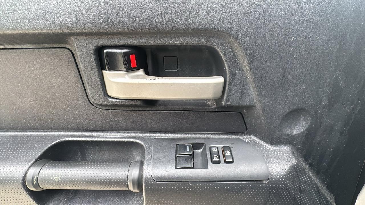 2012 Toyota FJ Cruiser SR  Selma TX