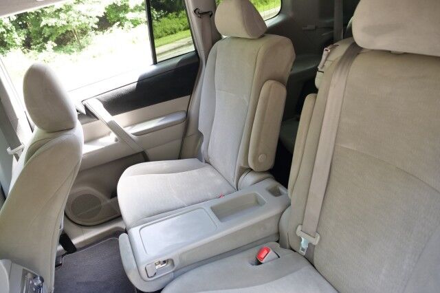 2012 Toyota Highlander / Tech Package / Third Row! High Point NC