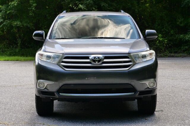 2012 Toyota Highlander / Tech Package / Third Row! High Point NC