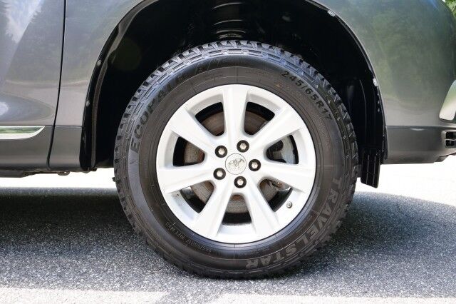 2012 Toyota Highlander / Tech Package / Third Row! High Point NC