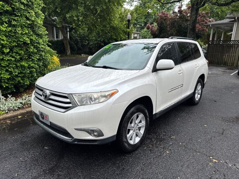 2012 Toyota Highlander 4WD V6 w/ 3rd Row and Tech Pkg Arlington VA