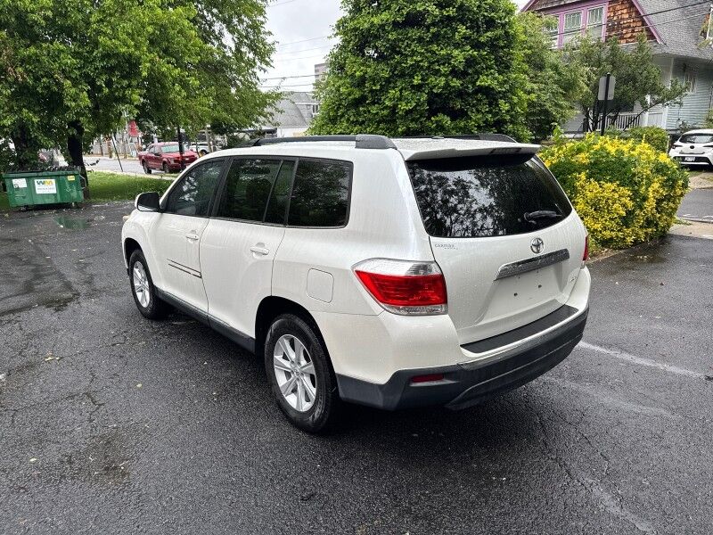 2012 Toyota Highlander 4WD V6 w/ 3rd Row and Tech Pkg Arlington VA