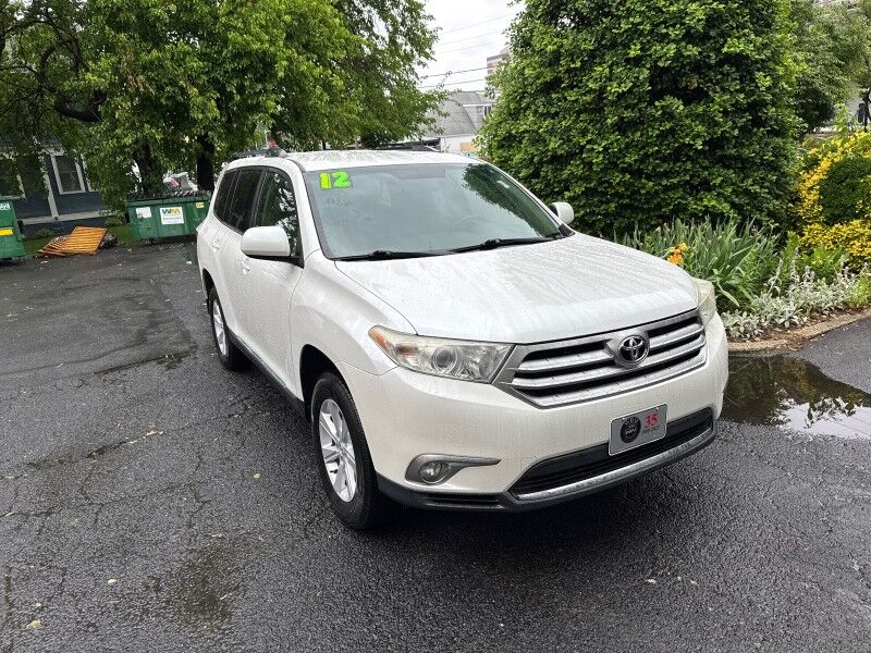 2012 Toyota Highlander 4WD V6 w/ 3rd Row and Tech Pkg Arlington VA
