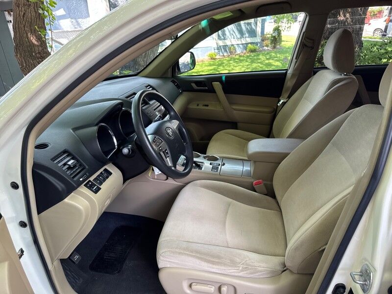 2012 Toyota Highlander Base V6 (A5) Arlington VA