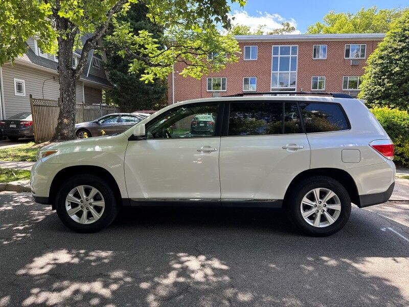 2012 Toyota Highlander Base V6 (A5) Arlington VA