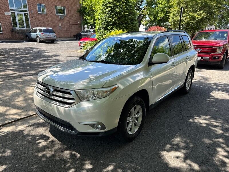 2012 Toyota Highlander Base V6 (A5) Arlington VA