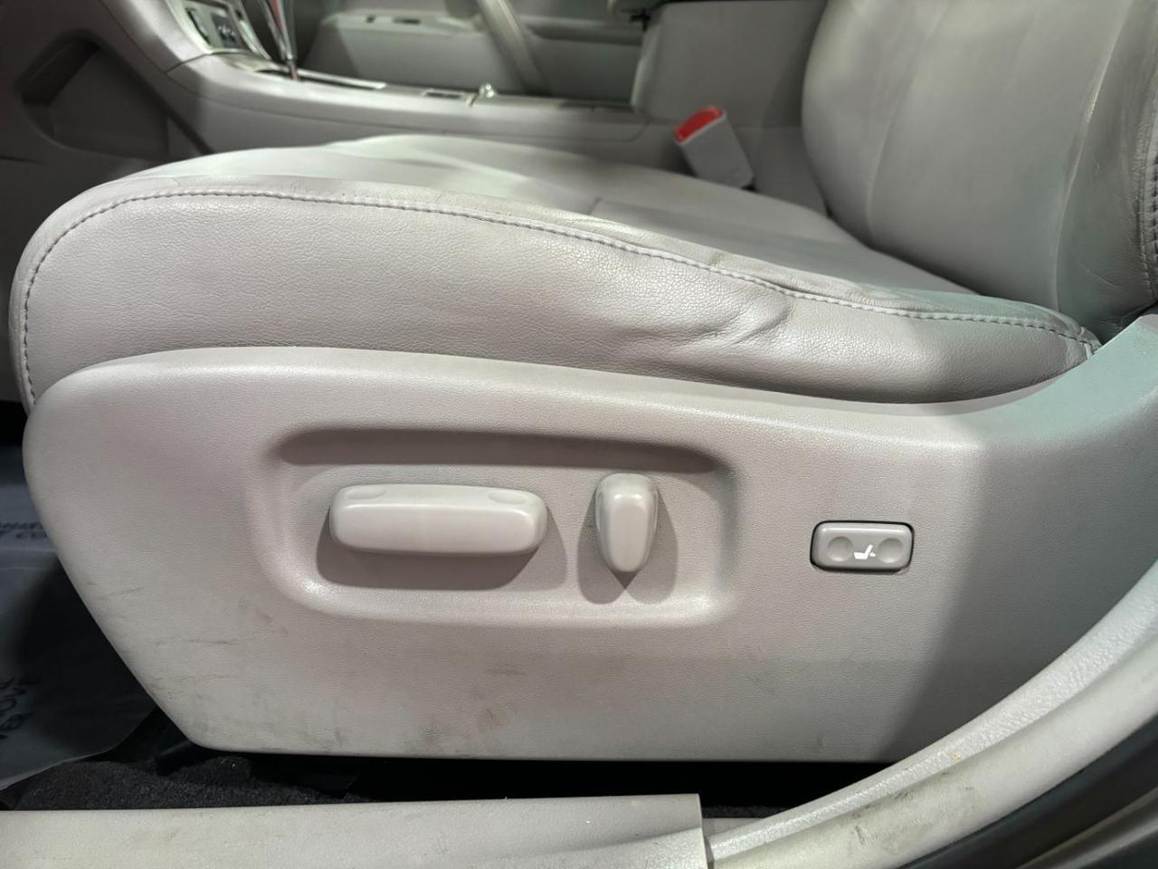 2012 Toyota Highlander Base V6 Franklin OH